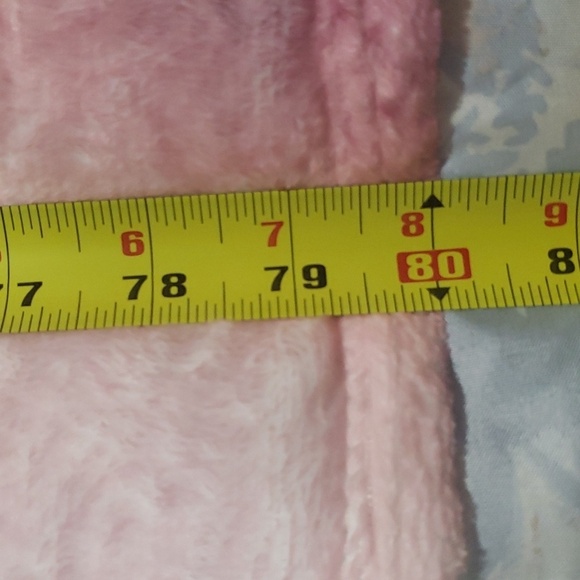 123- Taylor Women's Blanket Throw New without tags - Picture 4 of 5